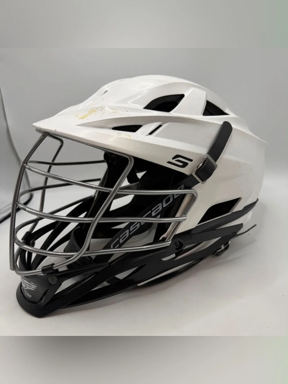 Cascade S Lacrosse Helmet White Black Adult Medium OSFM Face Mask